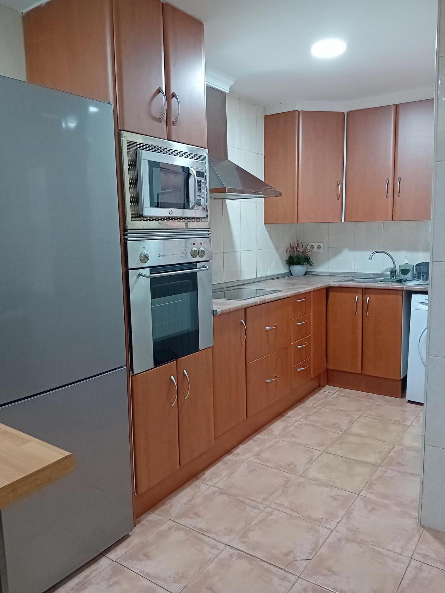 Amplio Apartamento Centro De Аликанте Экстерьер фото